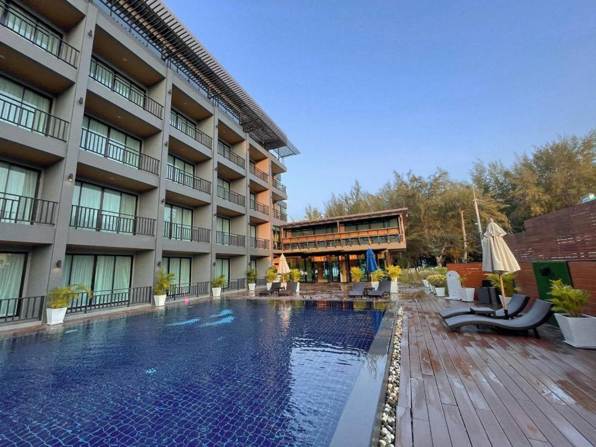 Sun Marina Cha-Am Hotel Exterior photo