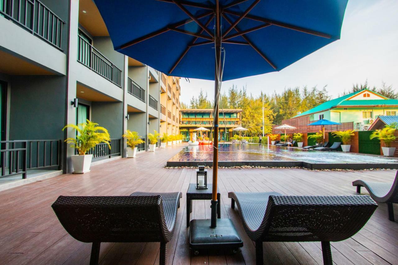 Sun Marina Cha-Am Hotel Exterior photo
